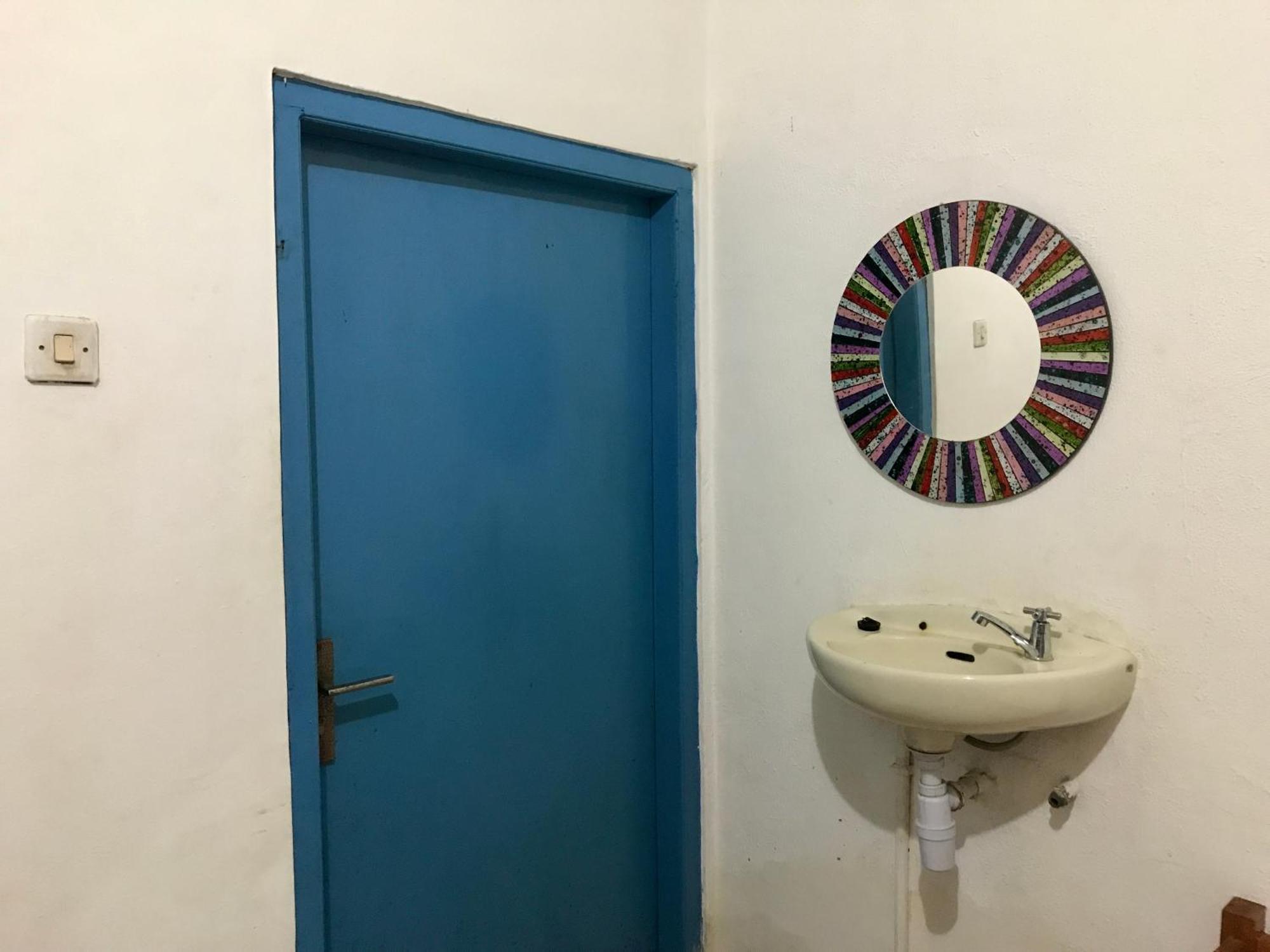 The House Hostel Gili Trawangan Exterior photo